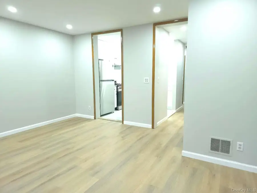 2096 Randall Avenue, Bronx, NY 10473 - Image #2