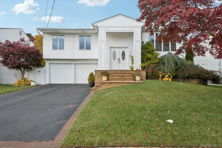 2794 Judith Drive, Bellmore, NY 11710 - Image #2