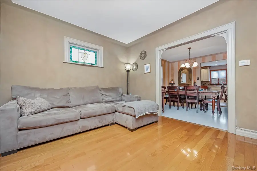 6422 72nd Street, Middle Village, NY 11379 - Image #3