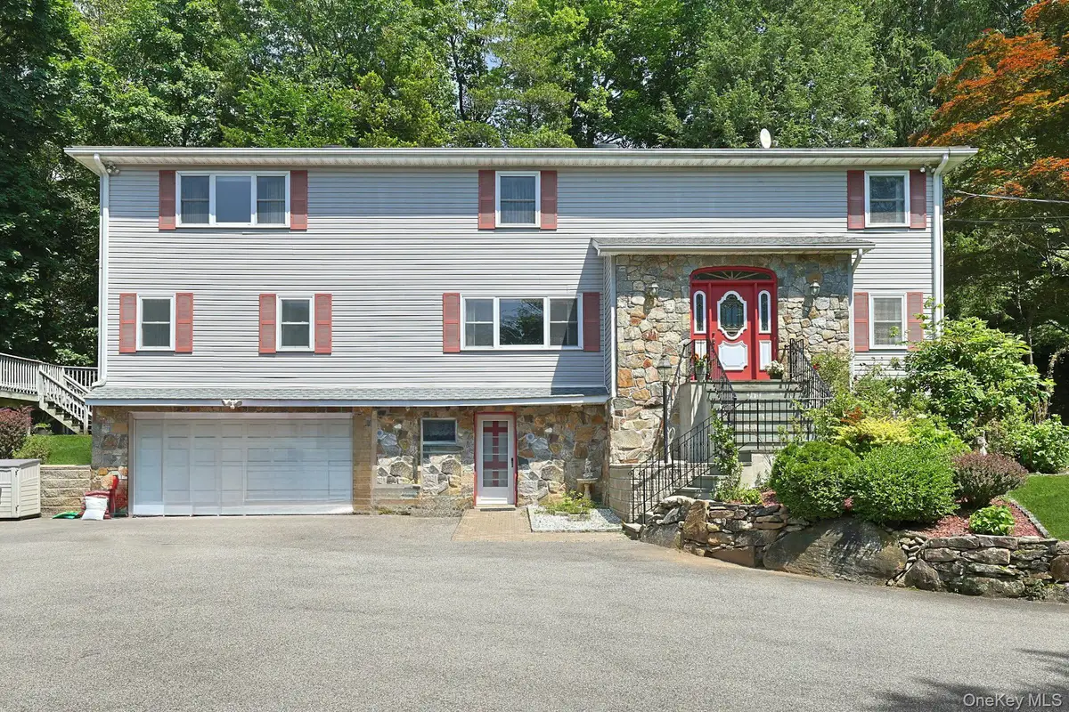 49 Nanny Hagen Road, Thornwood, NY 10594 - Image #1