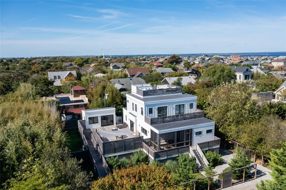 31 Atlantic Avenue, Seaview, NY 11770 - Image #1