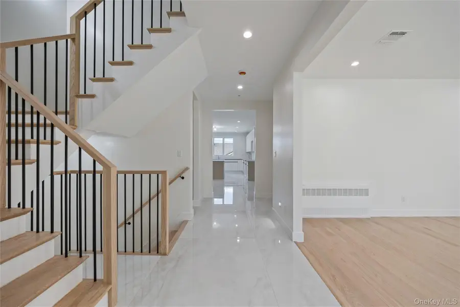 352 Blauvelt Road #202, Monsey, NY 10952 - Image #3