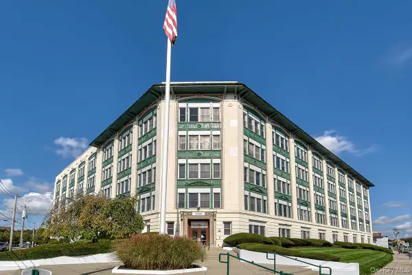 1 Landmark Square #109, Port Chester, NY 10573