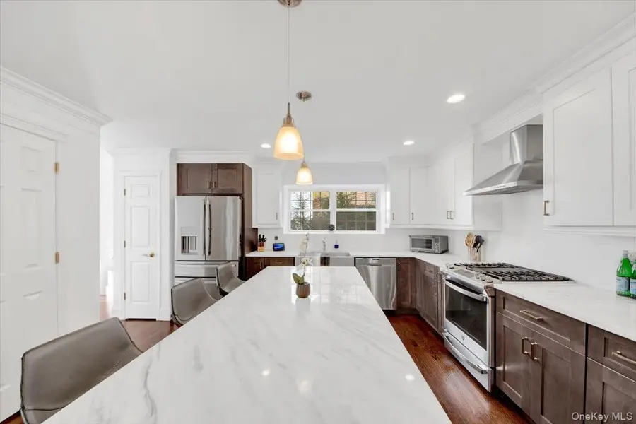 46 Columbus Avenue, Valhalla, NY 10595 - Image #3