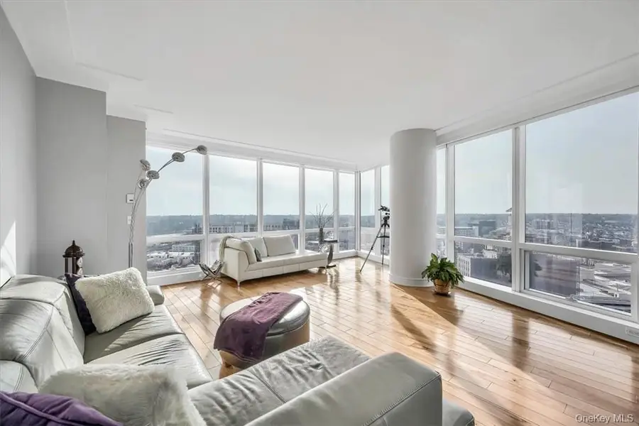 1 Renaissance Square #20C, White Plains, NY 10601 - Image #2