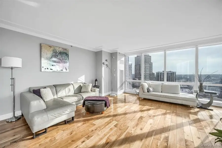 1 Renaissance Square #20C, White Plains, NY 10601 - Image #3