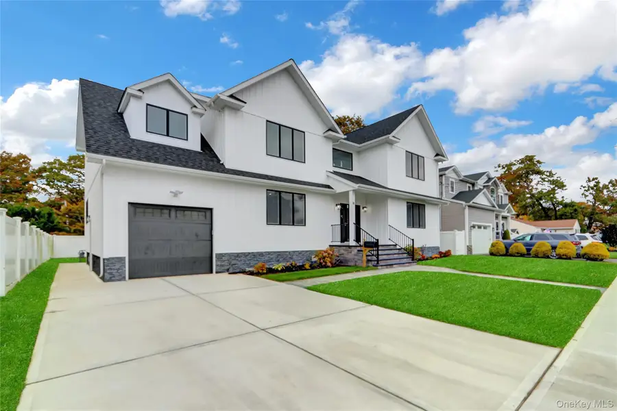 66 2nd Avenue, Massapequa Park, NY 11762 - Image #3