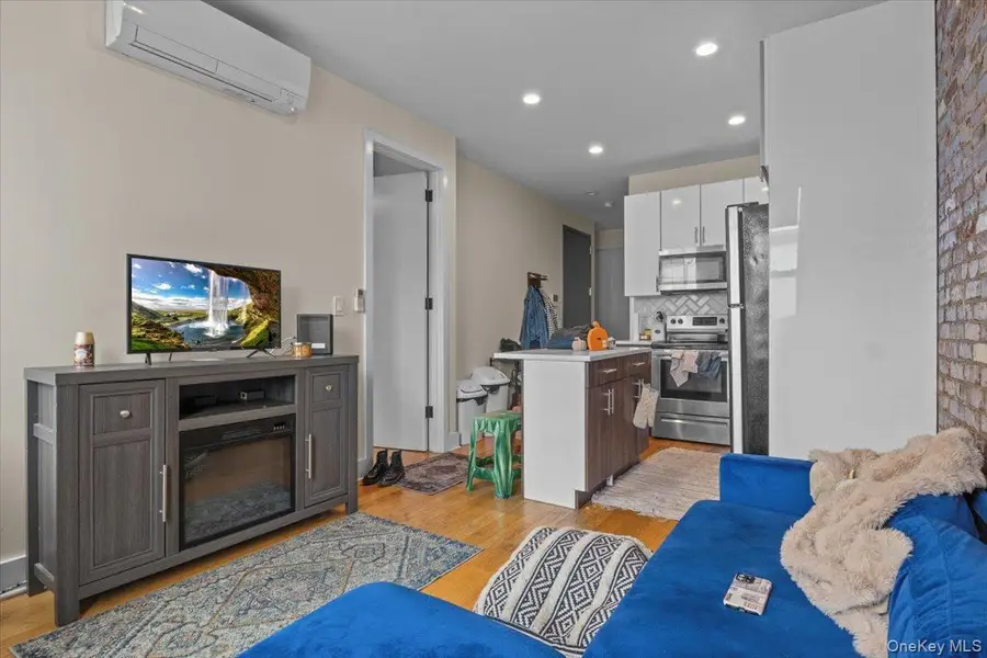 34 Rockaway Avenue, Brooklyn, NY 11233 - Image #3