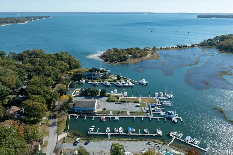 480 Eastwood Drive, Cutchogue, NY 11935 - Image #3