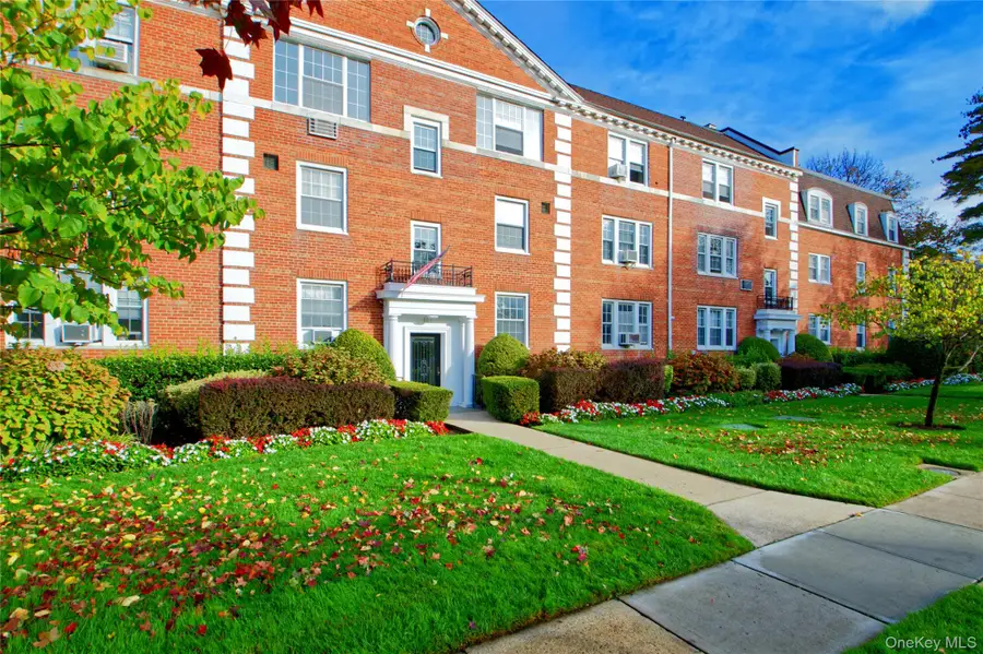 127 Second Street #D-1, Garden City, NY 11530 - Image #2