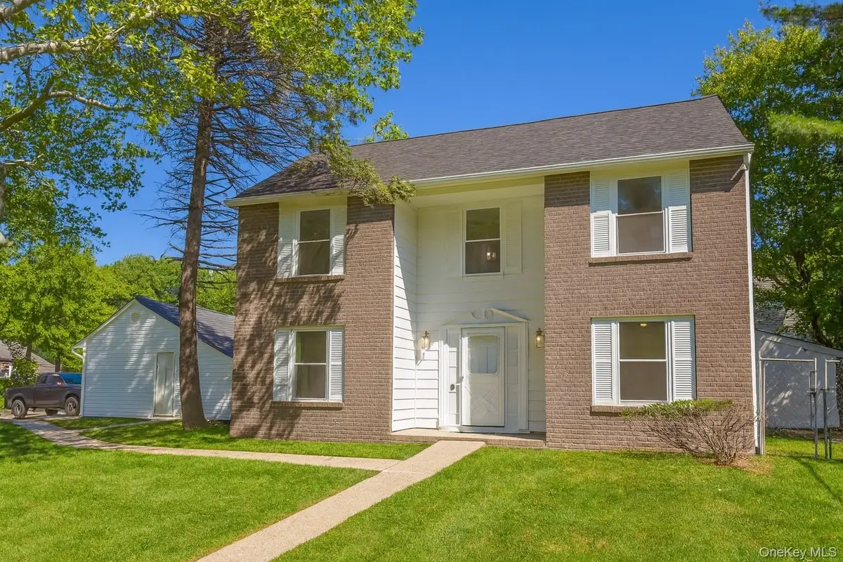 6 Petersburg Court, Coram, NY 11727 - Image #1