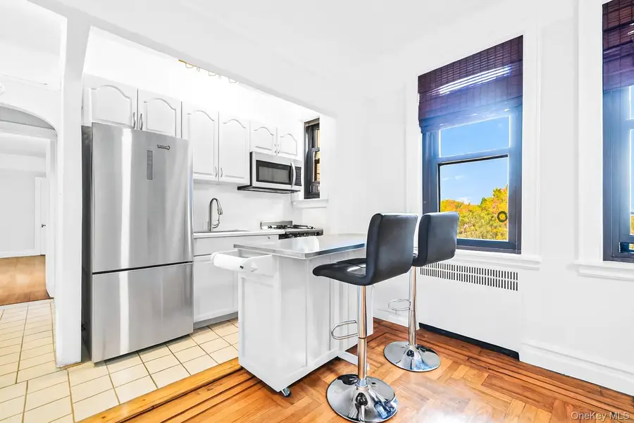 76-66 Austin Street #6F, Forest Hills, NY 11375 - Image #2