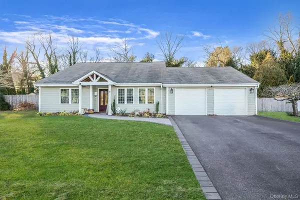 36 American Avenue, Coram, NY 11727