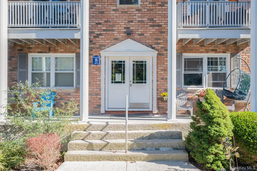 111 Fairharbor Drive #111, Patchogue, NY 11772 - Image #3