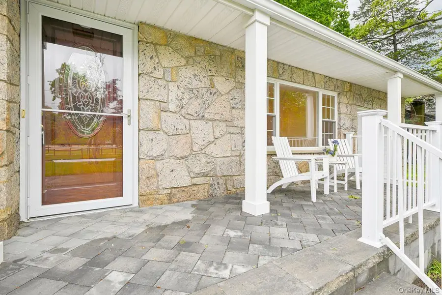 8 Mill Lot Road, Middle Island, NY 11953 - Image #3