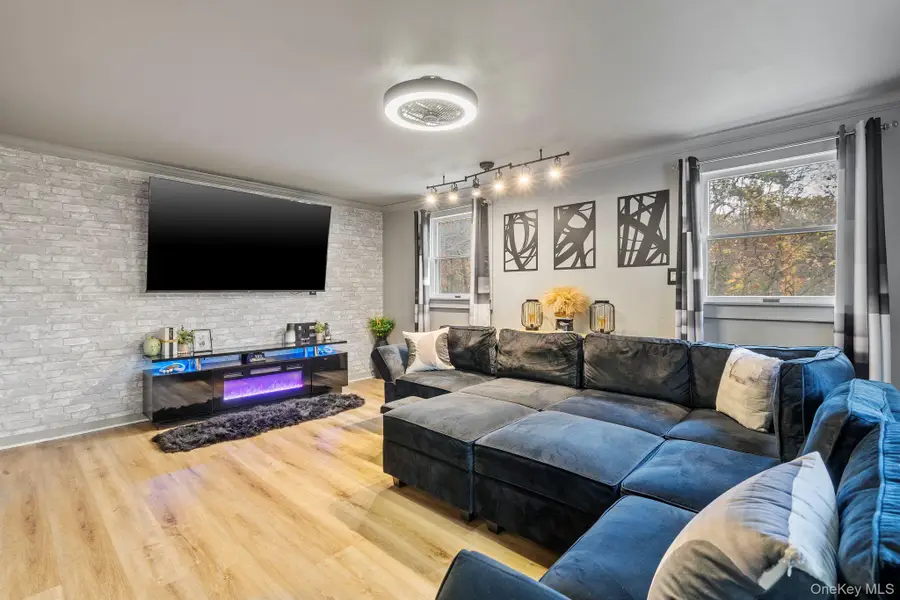 168 Fostertown Road, Newburgh, NY 12550 - Image #3