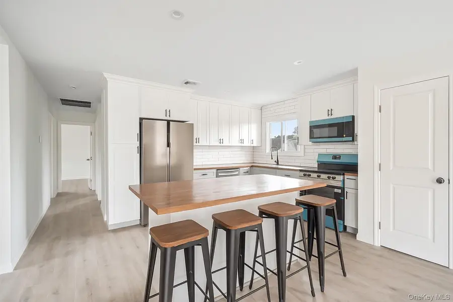 1269 Dekoven Street, Rockville Centre, NY 11570 - Image #2