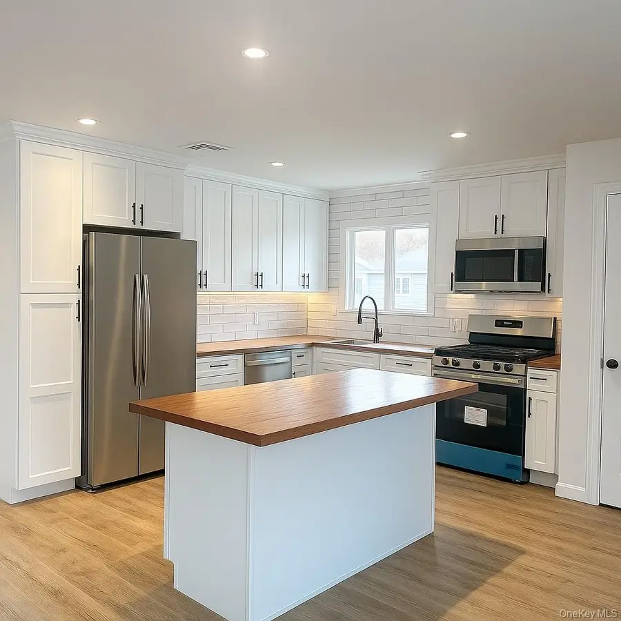 1269 Dekoven Street, Rockville Centre, NY 11570 - Image #3