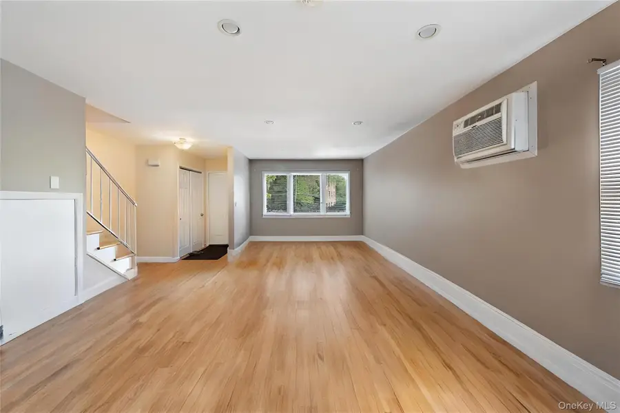 1096 Midland Avenue, Bronxville, NY 10708 - Image #3