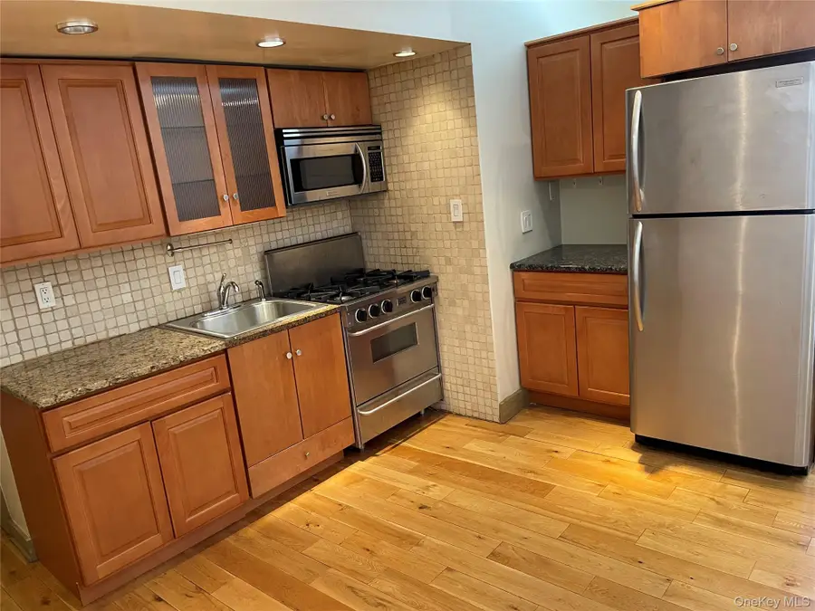 35-12 205 St #259, Bayside, NY 11361 - Image #2