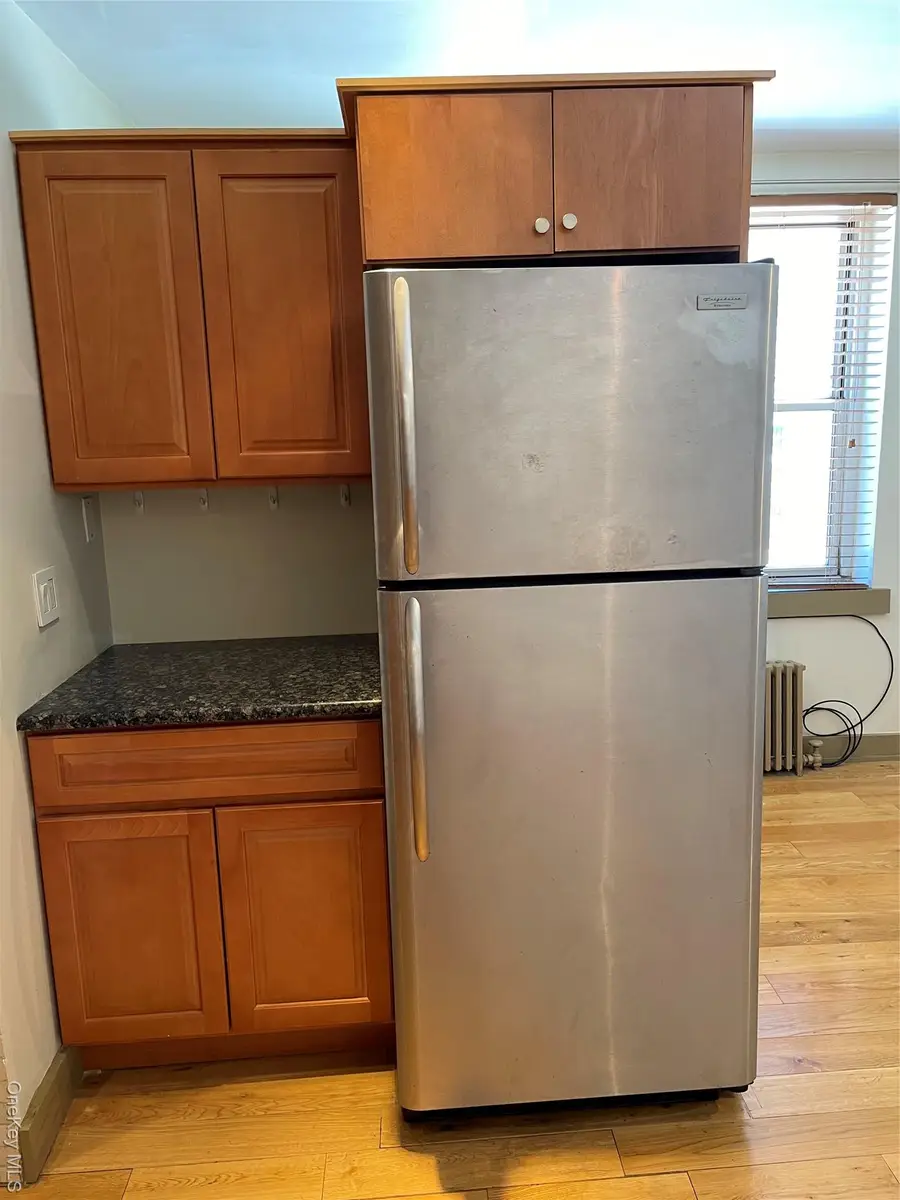 35-12 205 St #259, Bayside, NY 11361 - Image #3