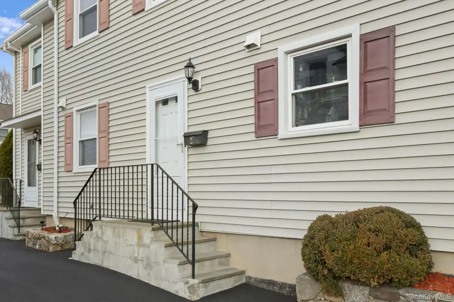 14 Harold Avenue #4, Greenwich, CT 06830 - Image #2