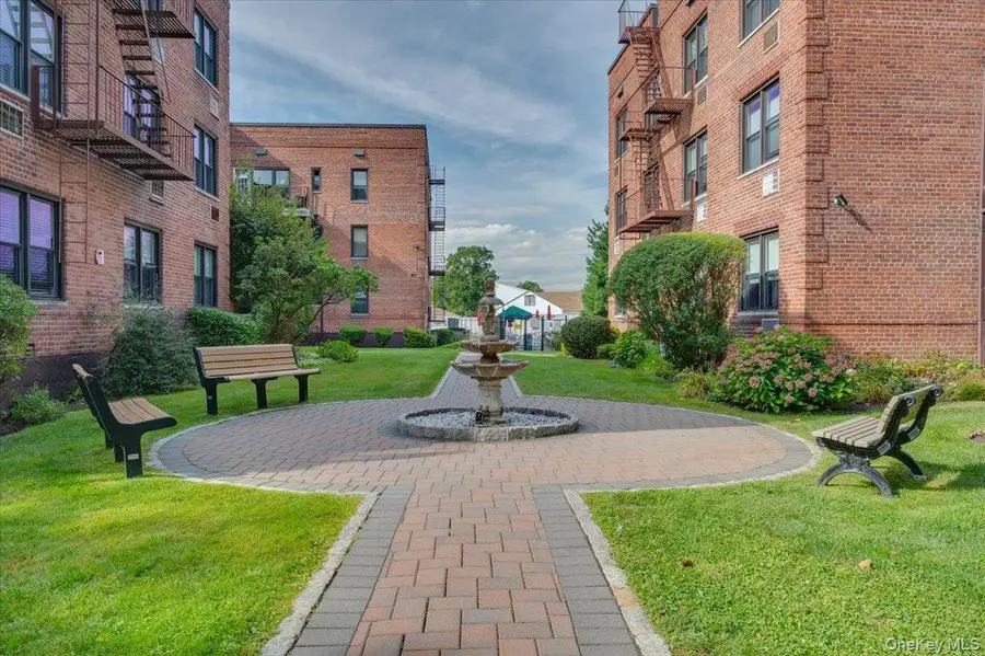 953 W Boston Post Road #3G, Mamaroneck, NY 10543 - Image #3