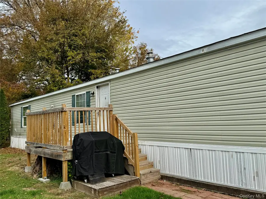 568 Gulliver Terrace, Walden, NY 12586 - Image #3