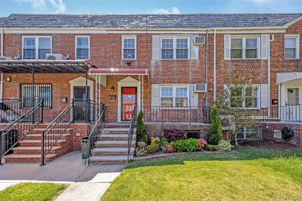 7334 174th Street, Fresh Meadows, NY 11366