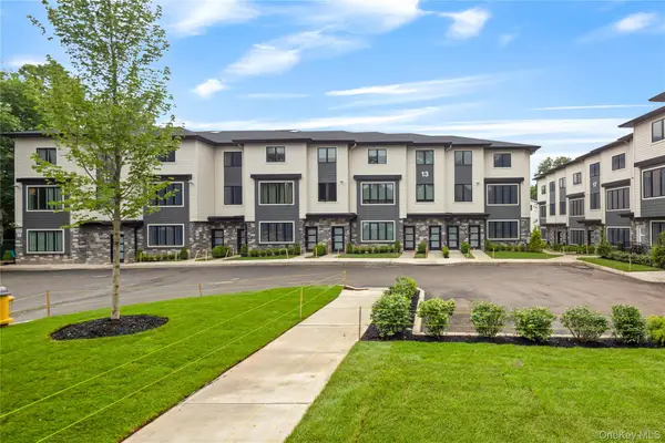 17 Lazer Court #203, Spring Valley, NY 10977