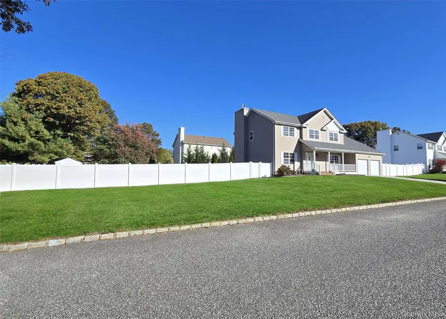 5 North Street, Coram, NY 11727 - Image #2