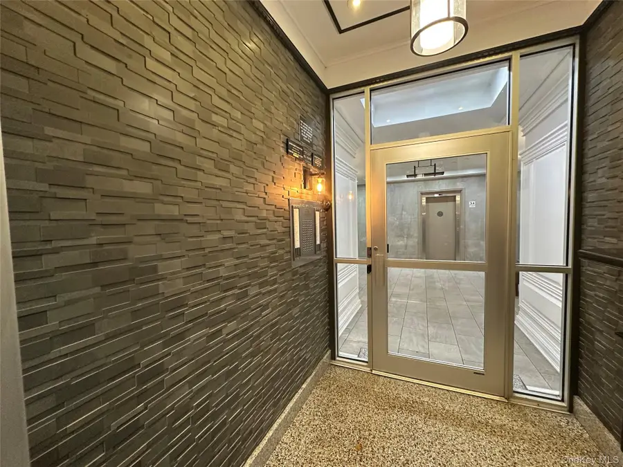 141-60 84th Road #5C, Briarwood, NY 11435 - Image #2