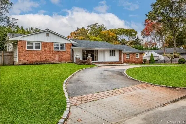 6 Beverly Rd., Oakdale, NY 11769 - Image #2