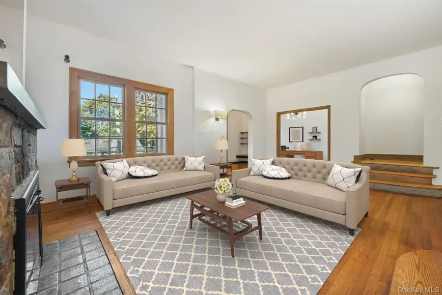 40 Holland Place, Hartsdale, NY 10530 - Image #3