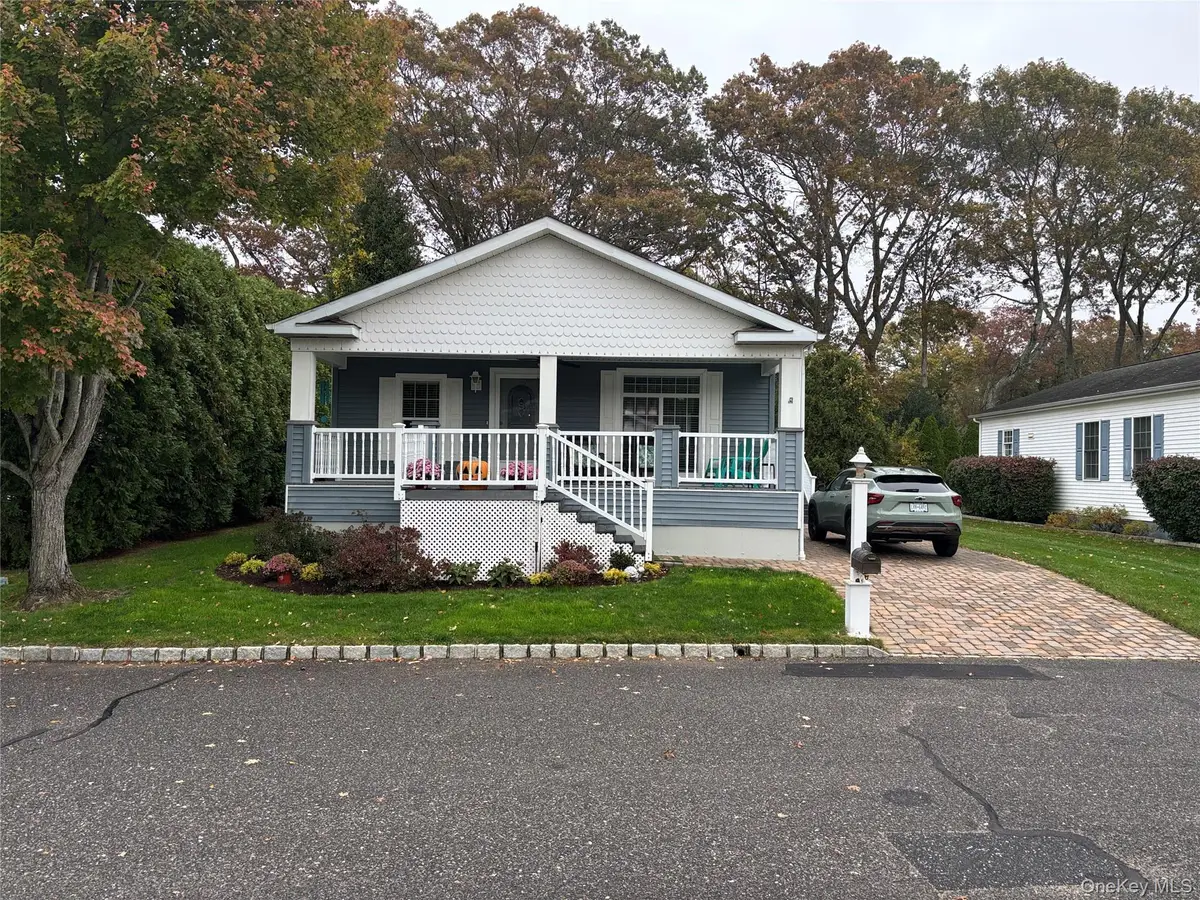 1661 Old Country Road #506, Riverhead, NY 11901 - Image #1