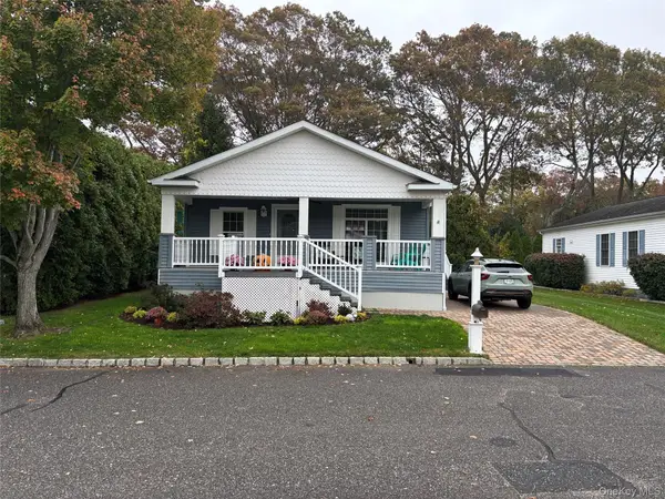 1661 Old Country Road #506, Riverhead, NY 11901