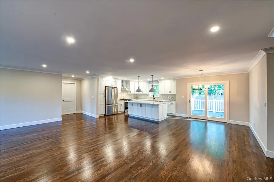 225 Tyler Avenue, Miller Place, NY 11764 - Image #3