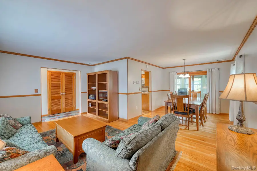 4 Irene Court, Fishkill, NY 12524 - Image #2