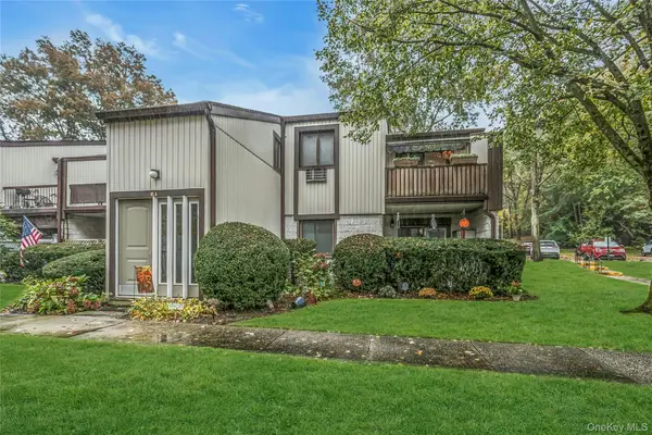 85 Richmond Boulevard #4A, Ronkonkoma, NY 11779