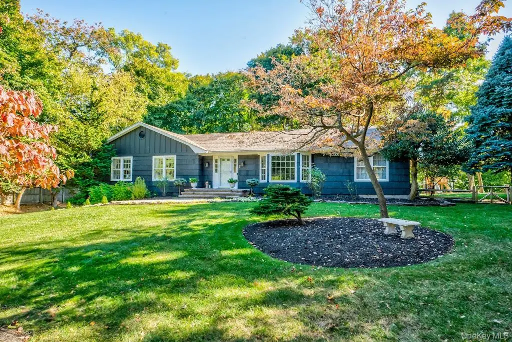 5 Pebble Hill Court, Northport, NY 11768 - Image #1