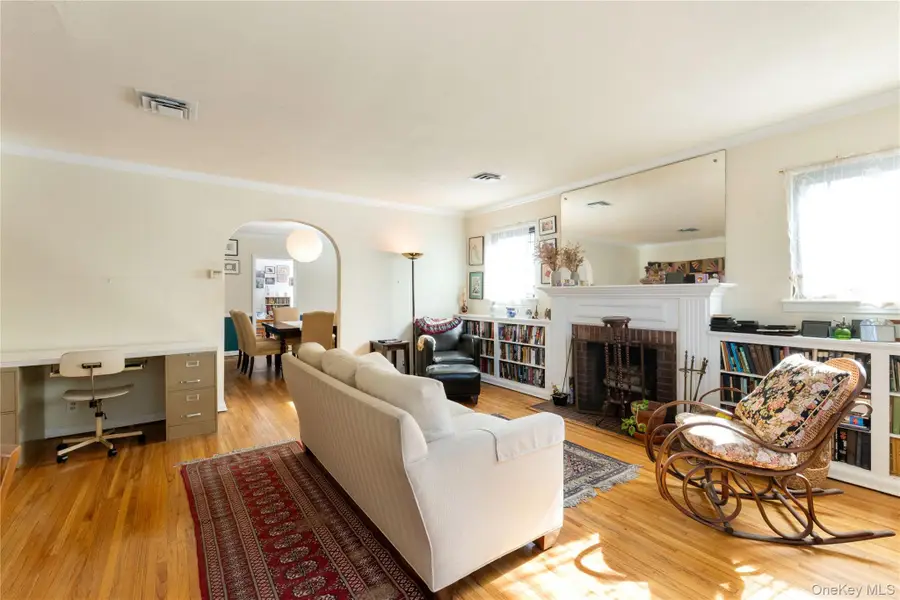 80-47 188 Street, Hollis, NY 11432 - Image #3