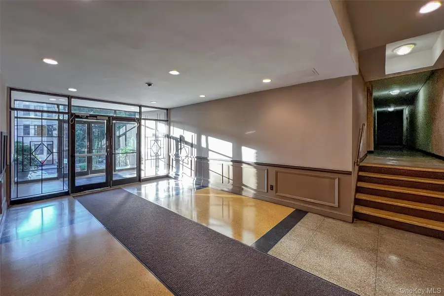 440 Warburton Avenue #3-G, Yonkers, NY 10701 - Image #2