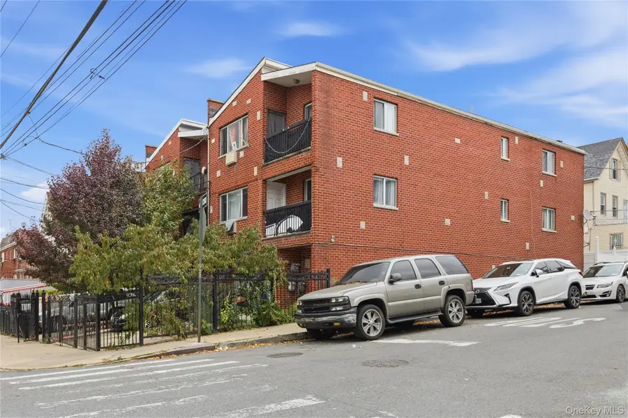 4600 Bronx Boulevard, Bronx, NY 10470 - Image #3