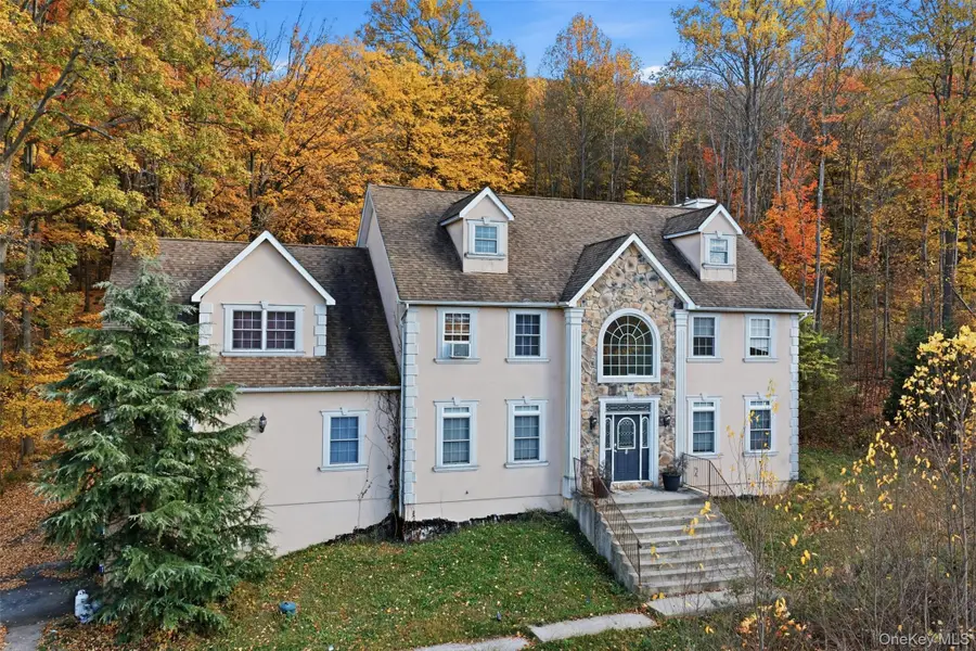 8 Brian Court, Salisbury Mills, NY 12577 - Image #2