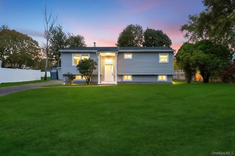 3004 New London Avenue, Medford, NY 11763 - Image #2