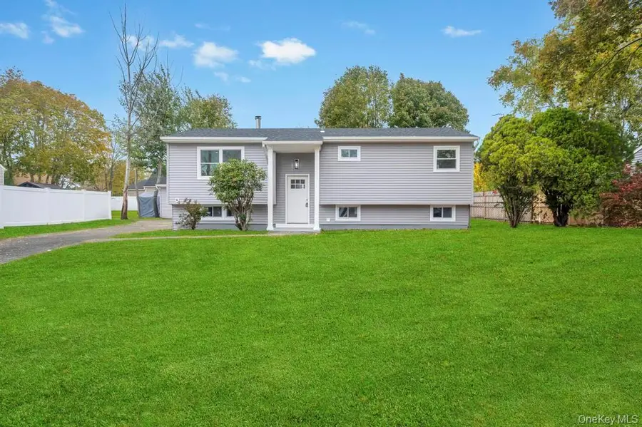 3004 New London Avenue, Medford, NY 11763 - Image #3