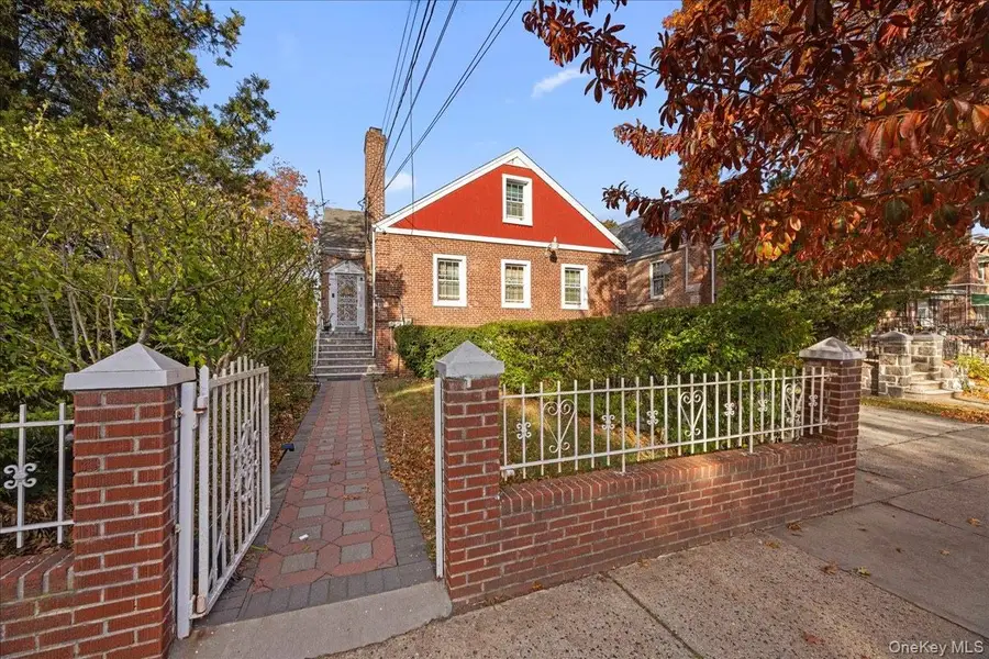 945 E 222nd Street, Bronx, NY 10469 - Image #2