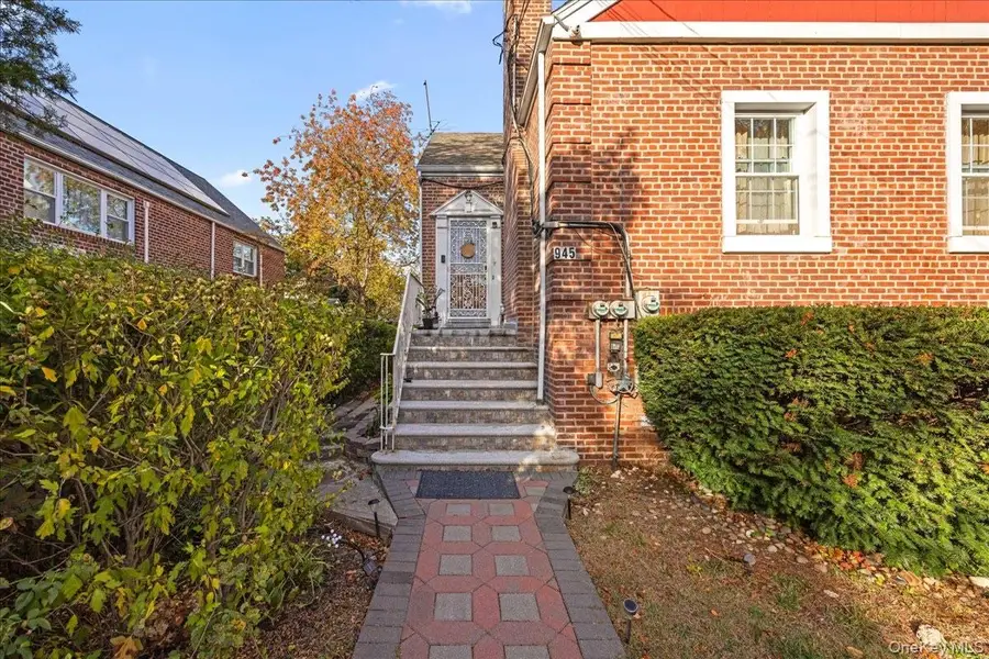 945 E 222nd Street, Bronx, NY 10469 - Image #3