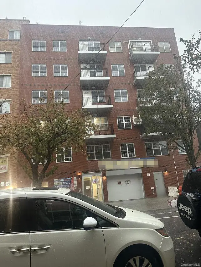 141-15 Cherry Avenue #3C, Flushing, NY 11355 - Image #1