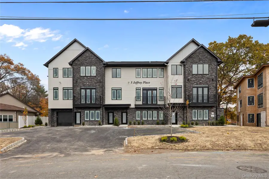 5 Jeffrey Place #102, Monsey, NY 10952 - Image #2